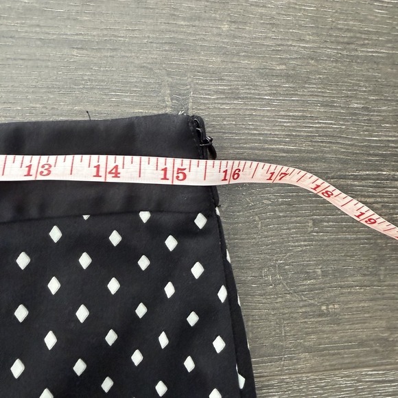 White House Black Market Black White Diamond Bow Waist Pencil Skirt Size 4 NWT - Picture 4 of 8